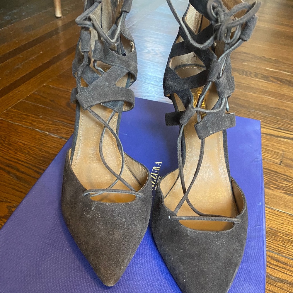 Aquazurra belgravia suede heels